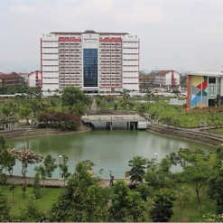 Setting and Infrastructure Green Campus Telkom University