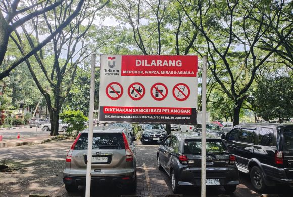 Improve Telkom University’s Air Quality with Smoke-Free Area Policy Improve Telkom University’s Air Quality with Smoke-Free Area Policy